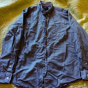 American Eagle Outfitters XL men’s button down shirt.